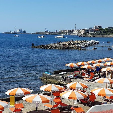 Guest House Al Mare Civitavecchia Exterior photo