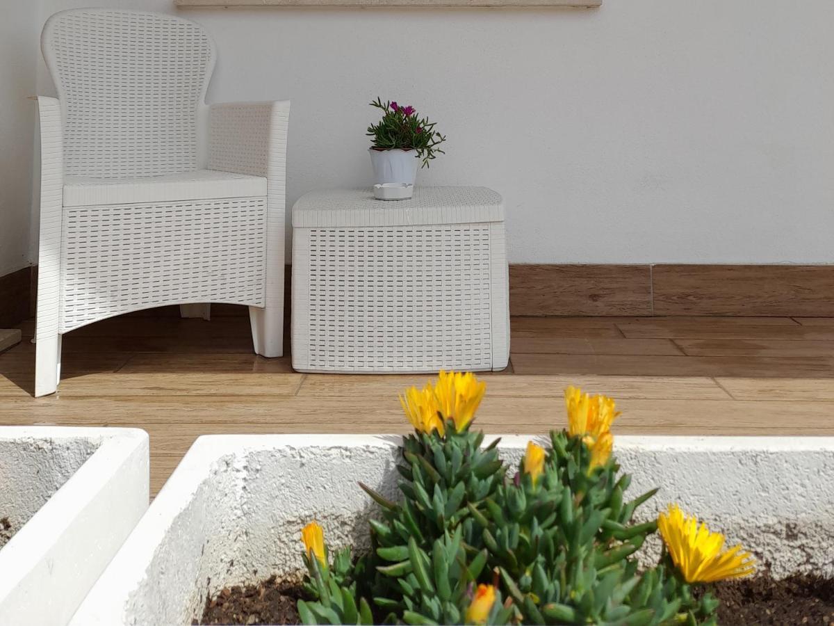 Guest House Al Mare Civitavecchia Exterior photo