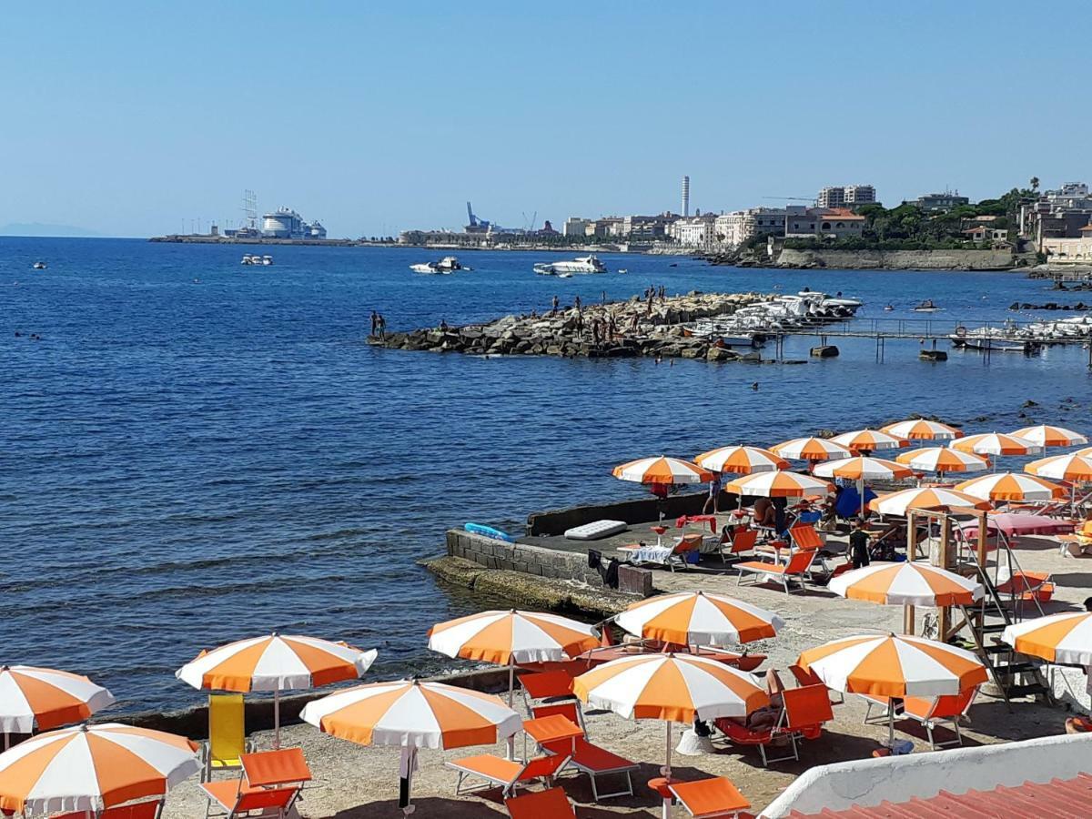 Guest House Al Mare Civitavecchia Exterior photo