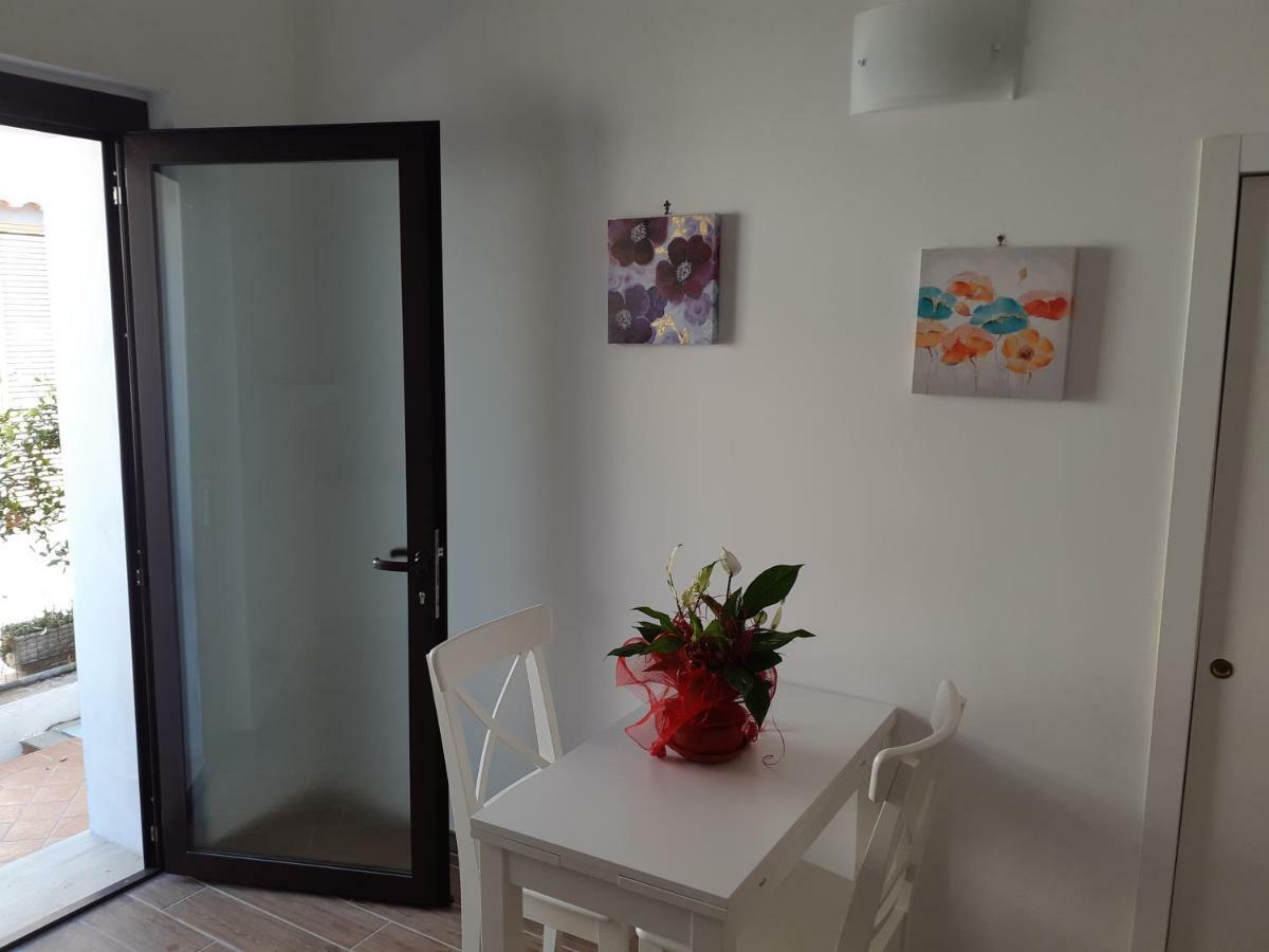 Guest House Al Mare Civitavecchia Exterior photo