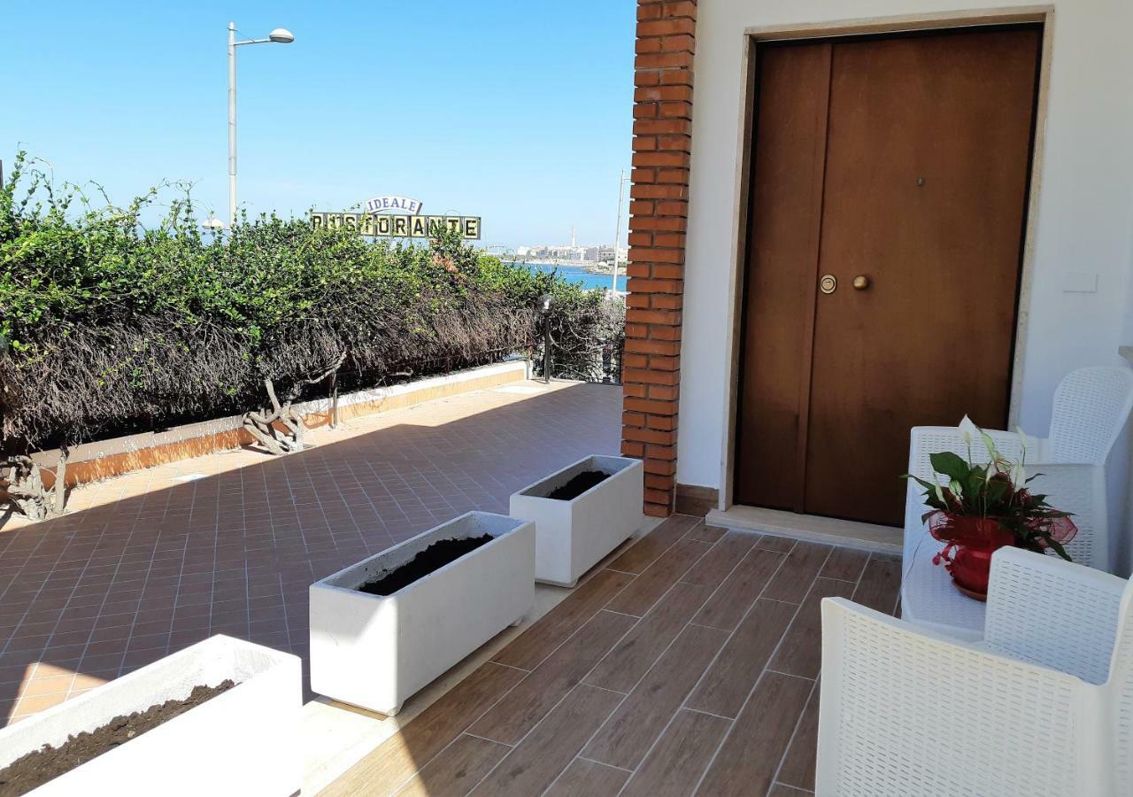 Guest House Al Mare Civitavecchia Exterior photo